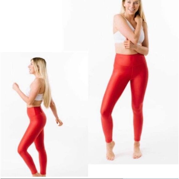 Zyia. Light and tight. - Picture 1 of 6